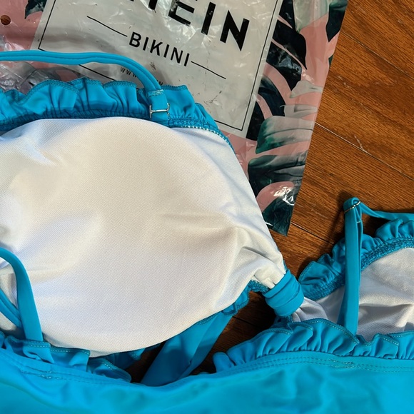 SHEIN Bikini Top - Picture 3 of 4